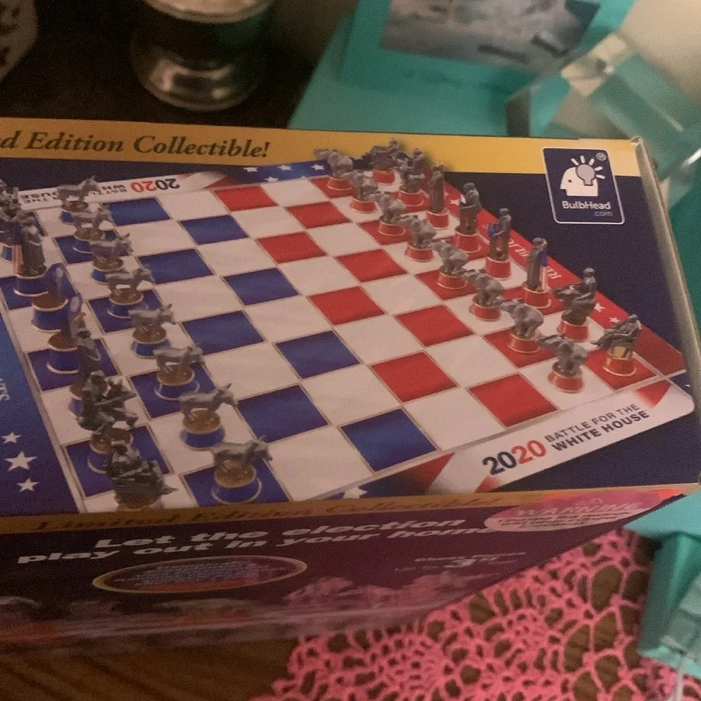 White House chess set new